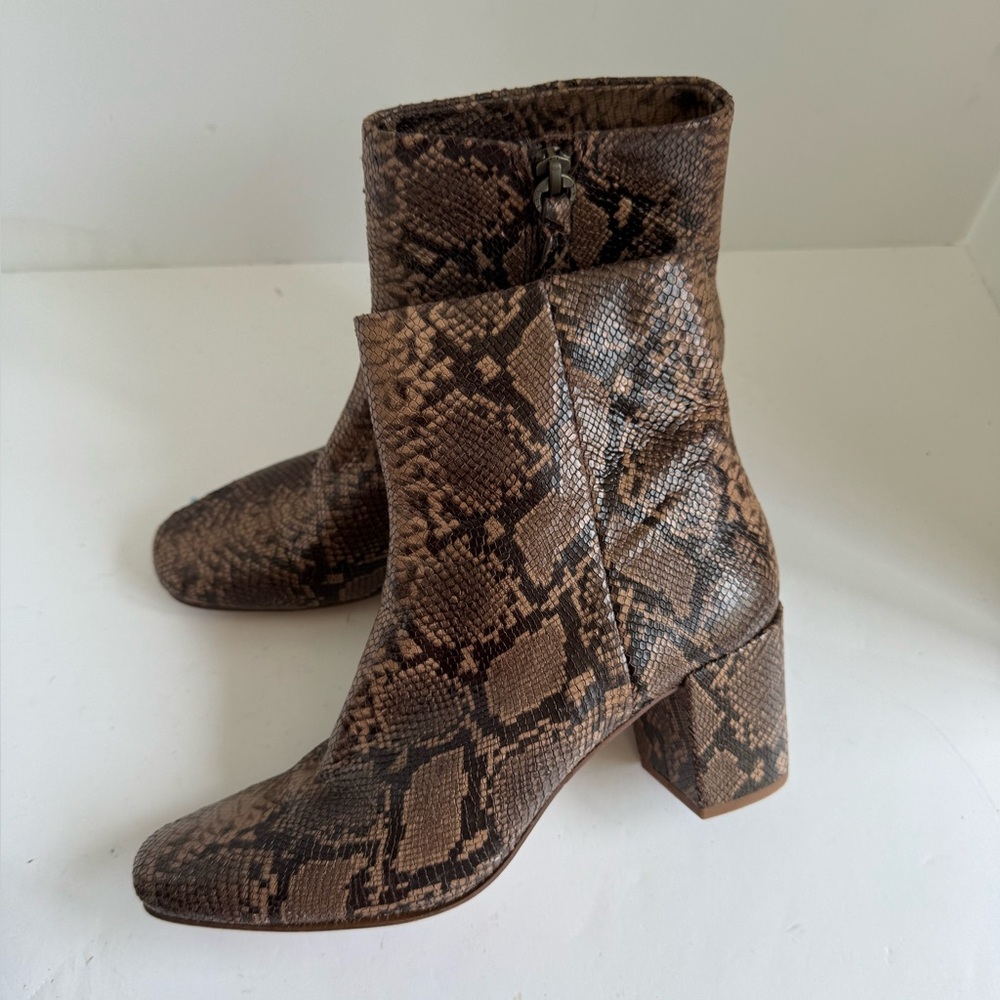 Splendid Brown Leather Python Print Heather Lii A… - image 5